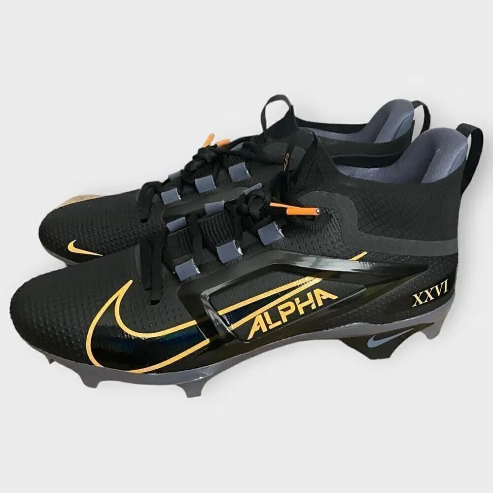 Nike Alpha Menace 4 Elite Saquon Barkley Football Cleats HF4313-001 Mens size 12
